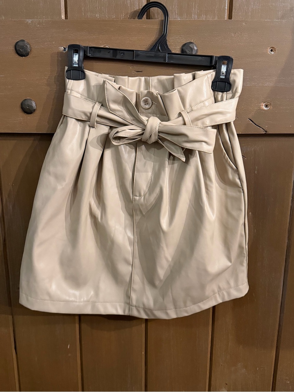 Kendall Kylie Mini Skirt Small Tan Faux Leather Paperbag Indie Quiet Luxury LG